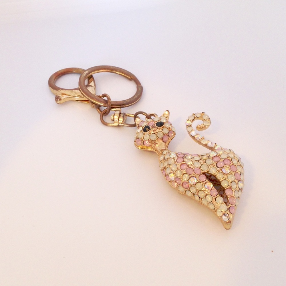 Woman's Rustic Style Gold Rhinestone Cat Keychain - Picture 2 of 3